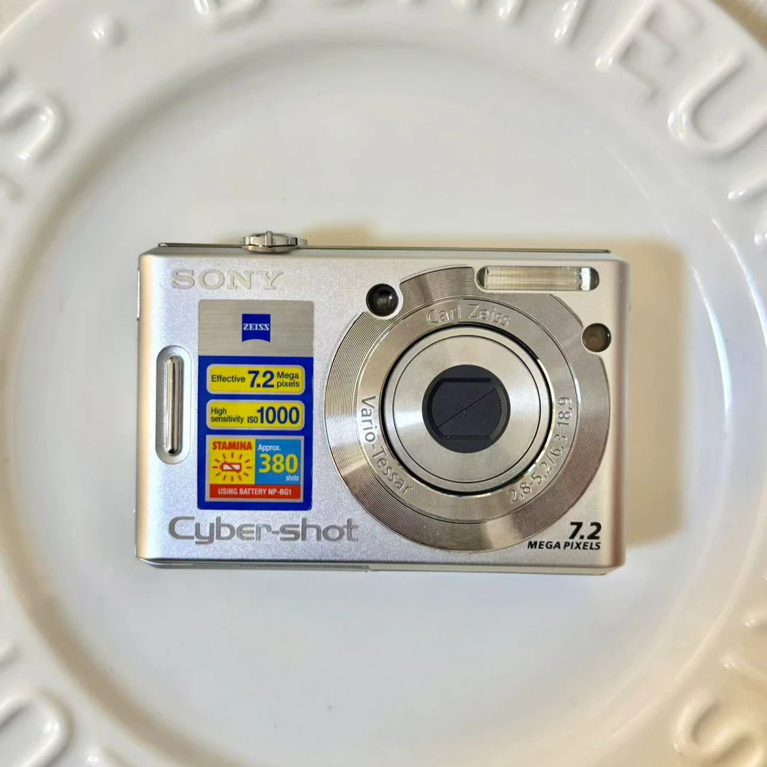 9新 Sony/索尼 W35 银色 720w像素3倍光变 复古色彩浓郁ccd