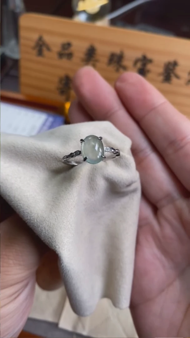 翡翠挂件未镶嵌1555