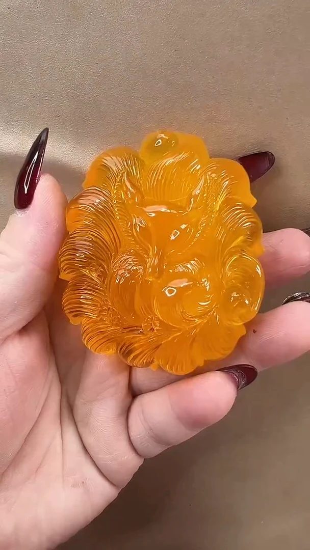 琥珀颈饰未镶嵌吊坠