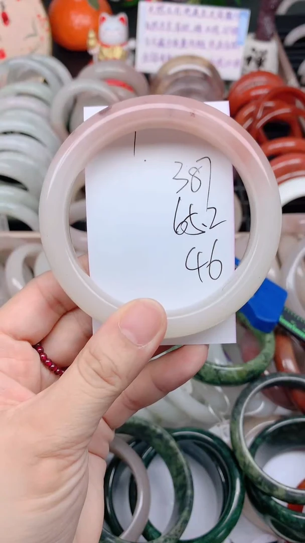 石英质玉手镯未镶嵌387