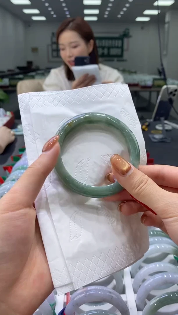 未镶嵌手镯翡翠0042607