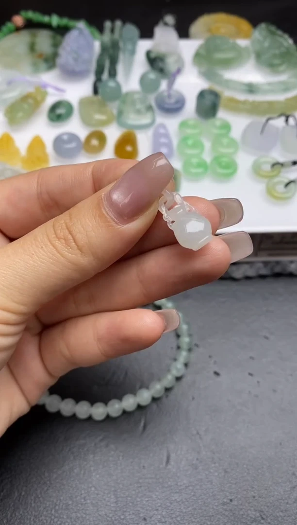 【闪购商品】定制翡翠未镶嵌翡翠毛货~