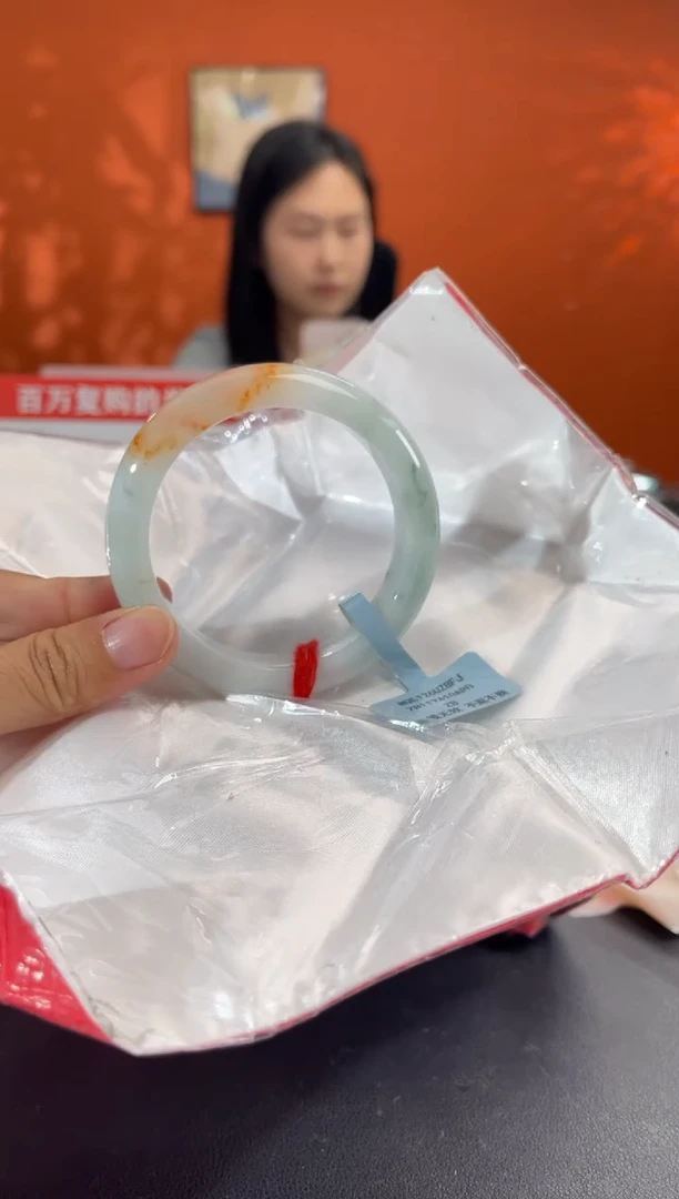 未镶嵌手镯翡翠1        圈口55