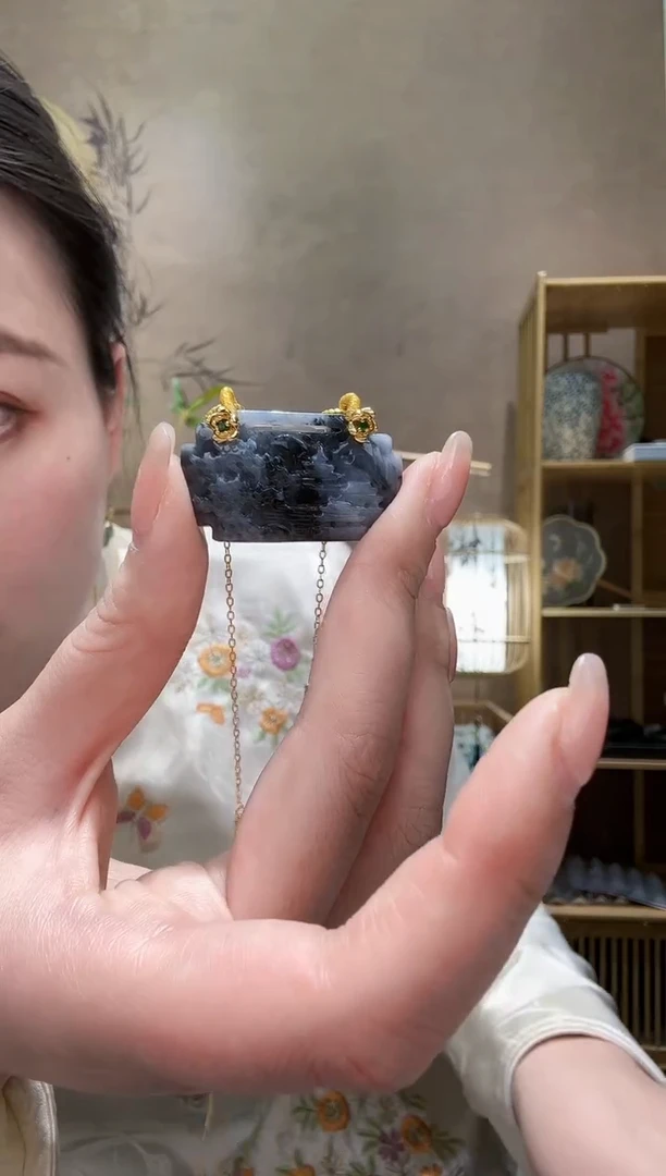 【闪购商品】翡翠颈饰未镶嵌吊坠