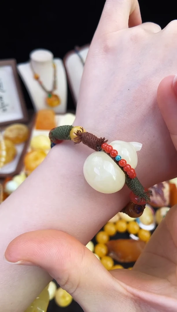 琥珀未镶嵌珠宝奇石柒月