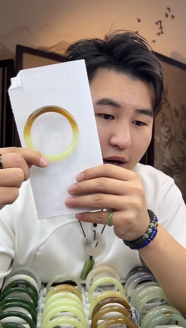 未镶嵌手镯和田玉58-59黄玉半山水