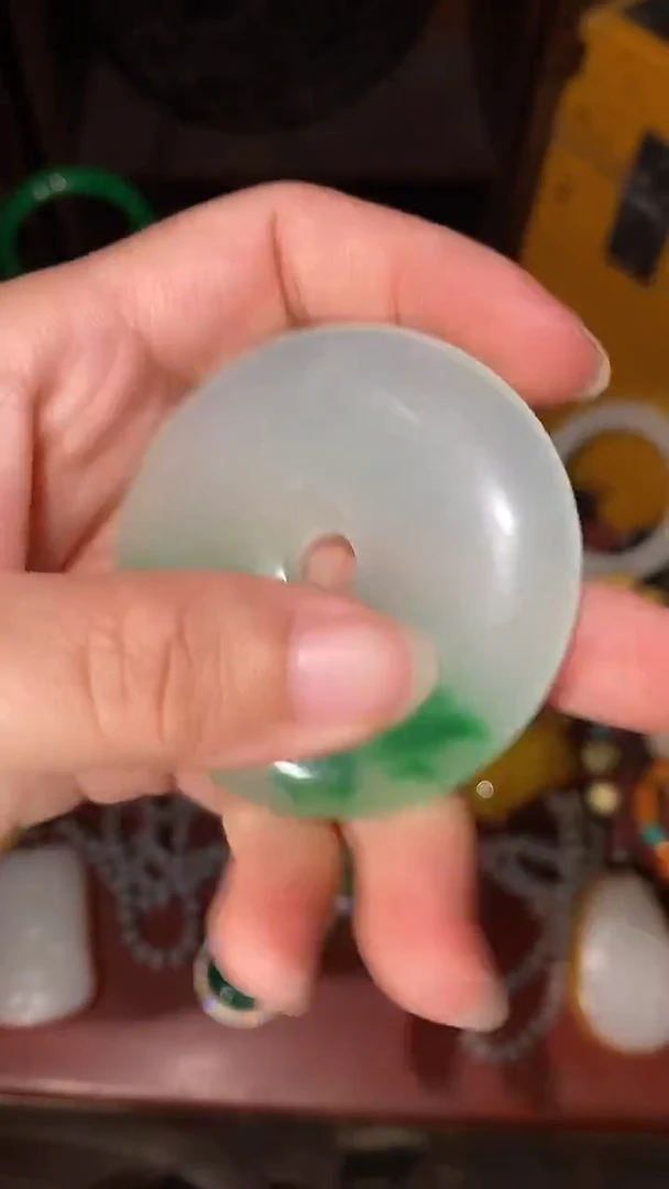 翡翠未镶嵌颈饰永玉阁精品专属摆件