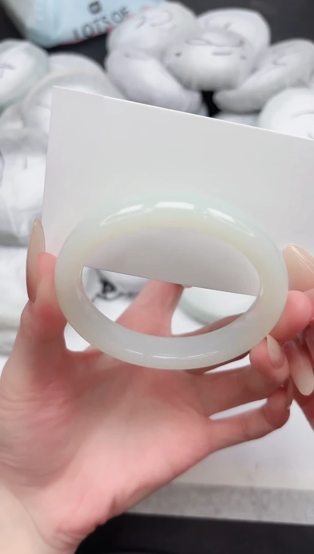 未镶嵌手镯石英质玉97-62.1