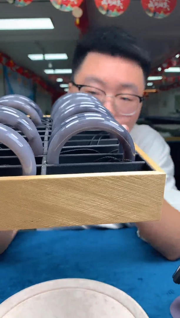 定制和田玉天然和田玉（多样性拍一发一)