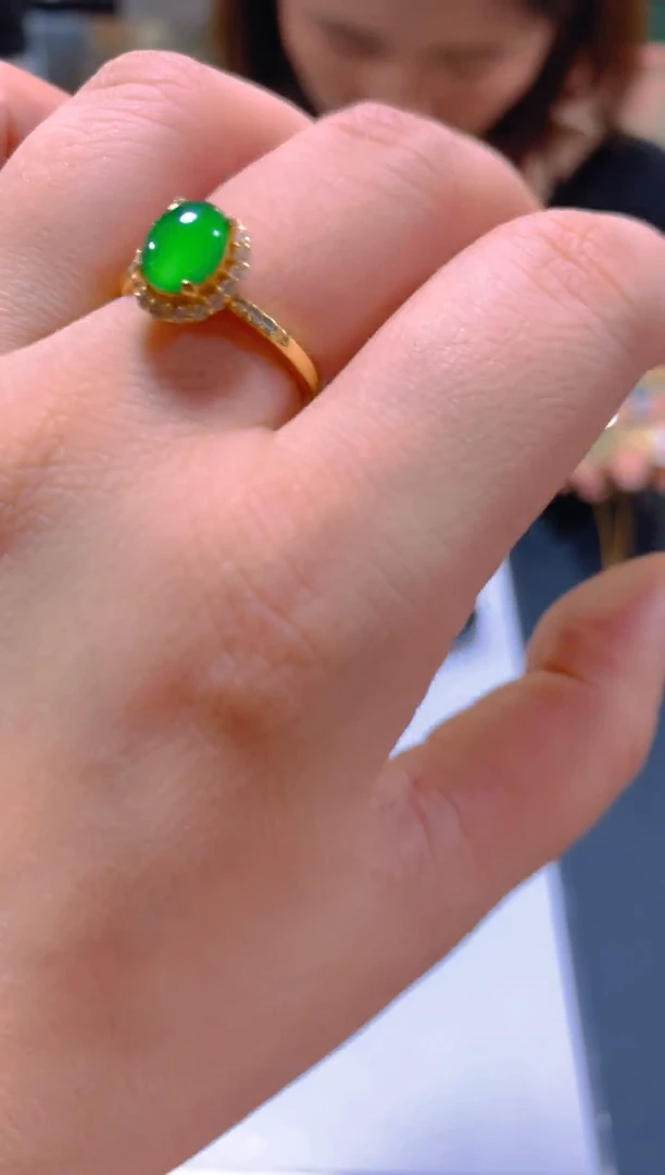 未镶嵌戒指翡翠多样性发一