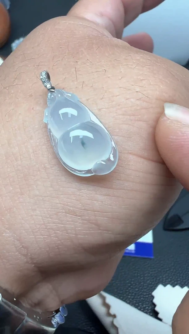 颈饰18K金镶嵌翡翠（51号链接）纯天然A货缅甸翡翠福豆吊坠