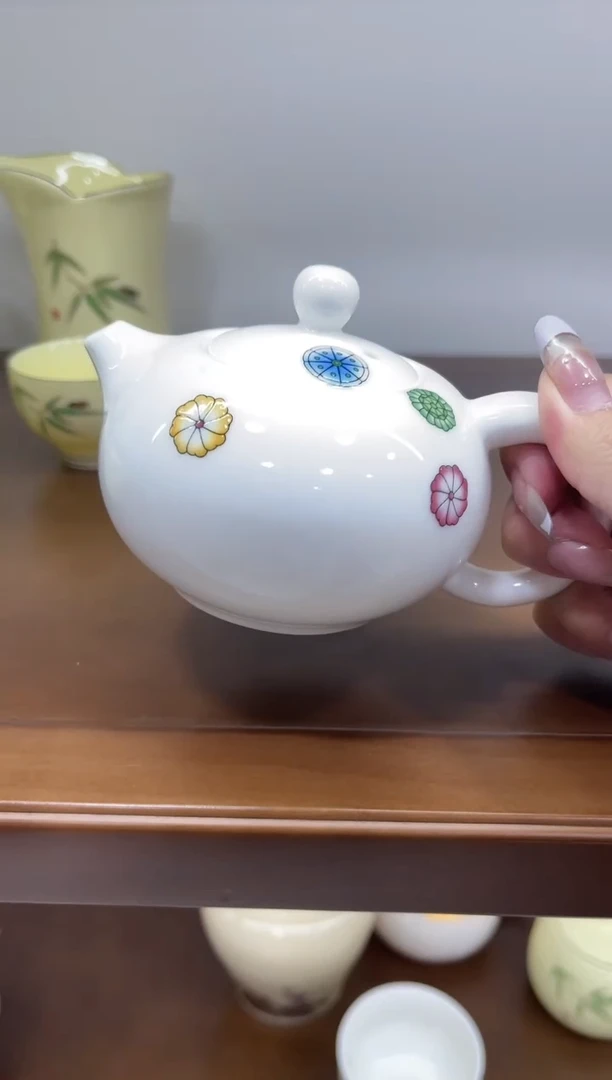 其他言泥陶瓷品牌推广晚间场YN