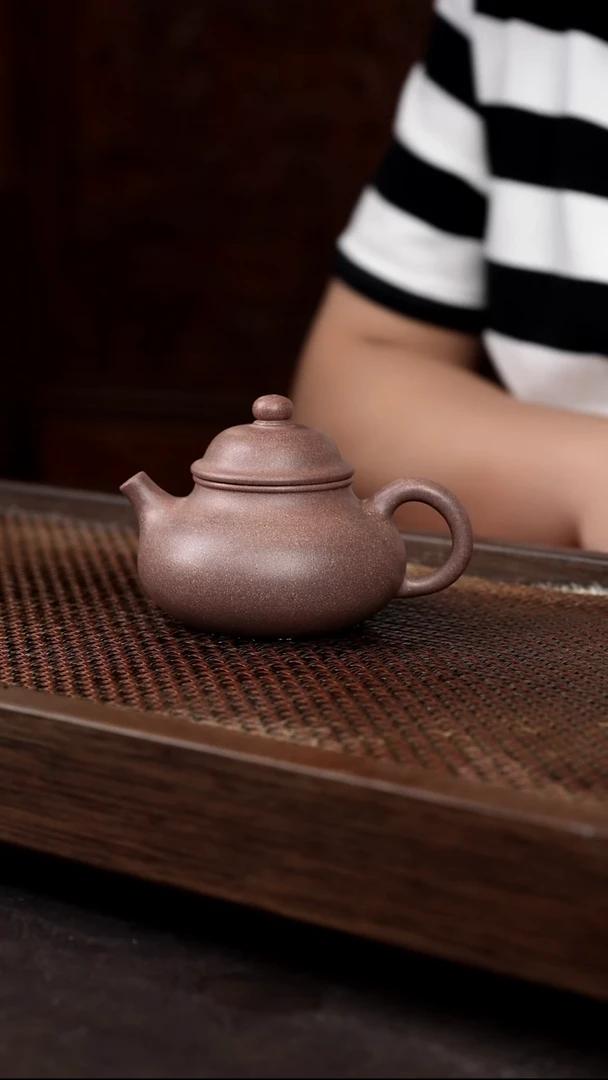 茶壶紫砂桃花泥容天