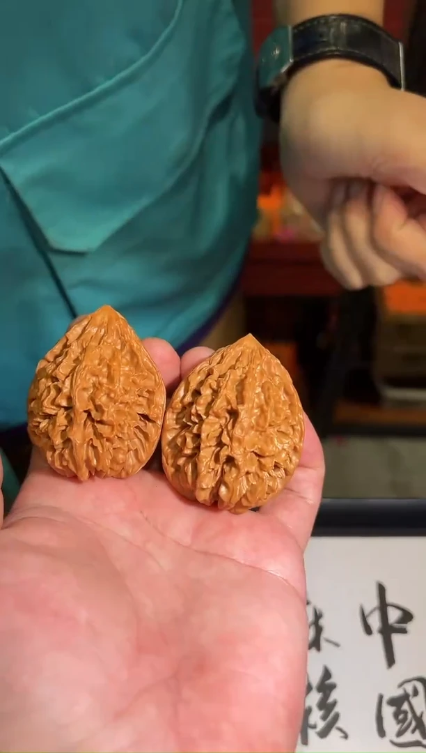 把件文玩核桃招财鼠