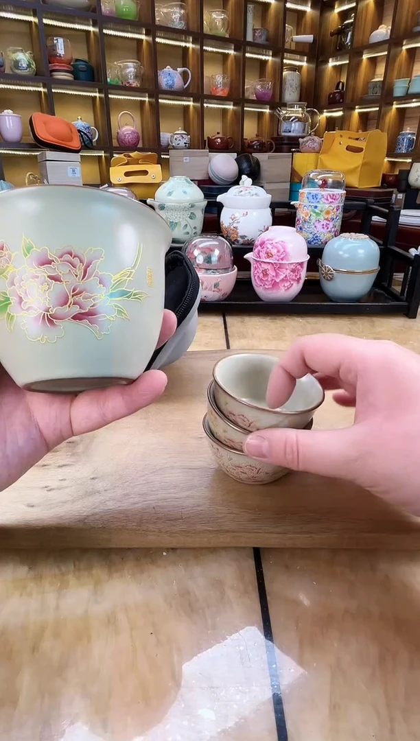 【闪购商品】福利金丝牡丹旅行.。。。