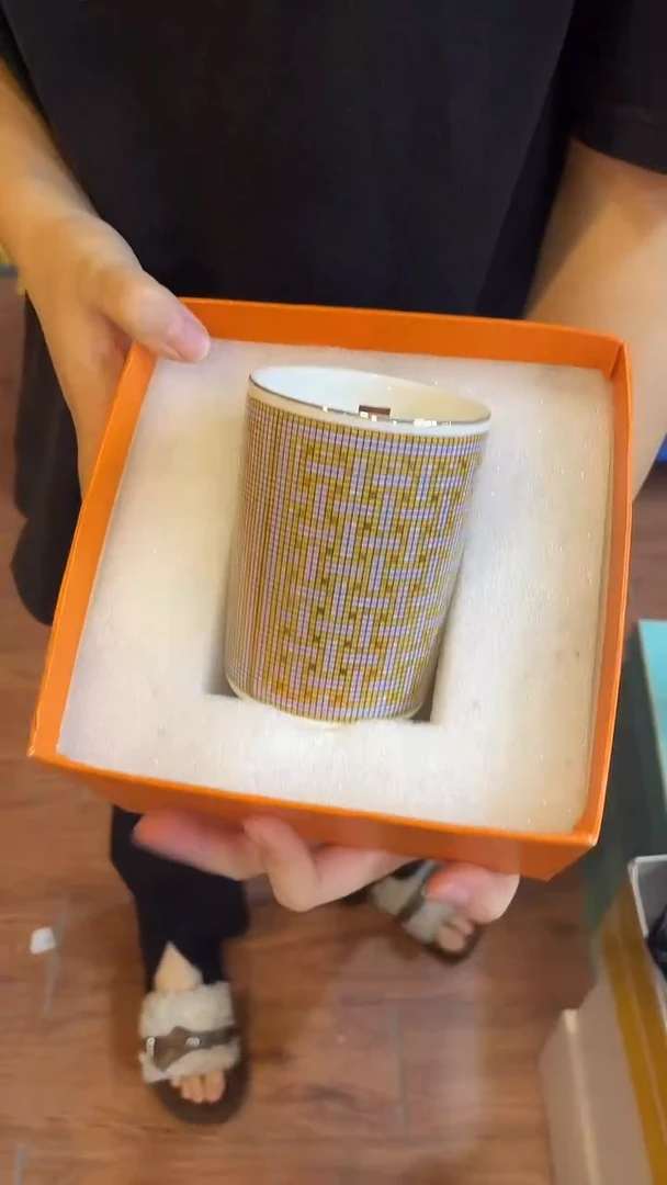 杯鸿辉家品牌瓷器，京东包邮！