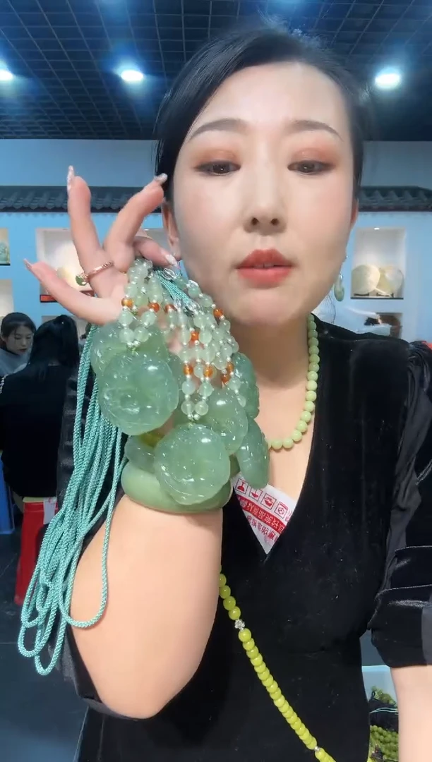 【闪购商品】岫玉颈饰未镶嵌180貔貅抱球【半珠链】