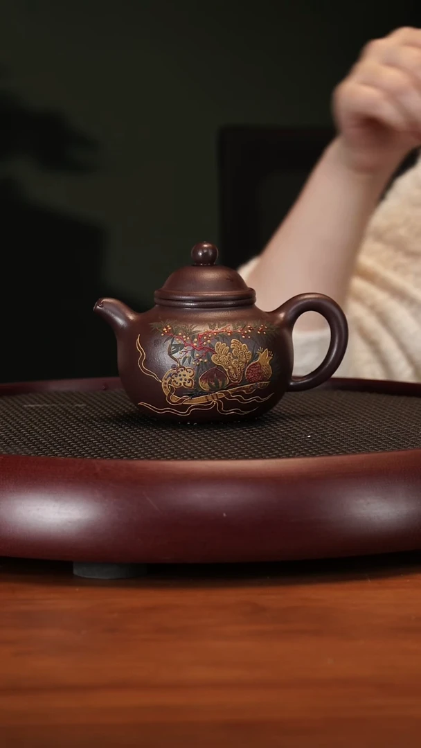 【闪购商品】紫砂茶壶2140SDH泥绘大亨掇球老紫泥270c