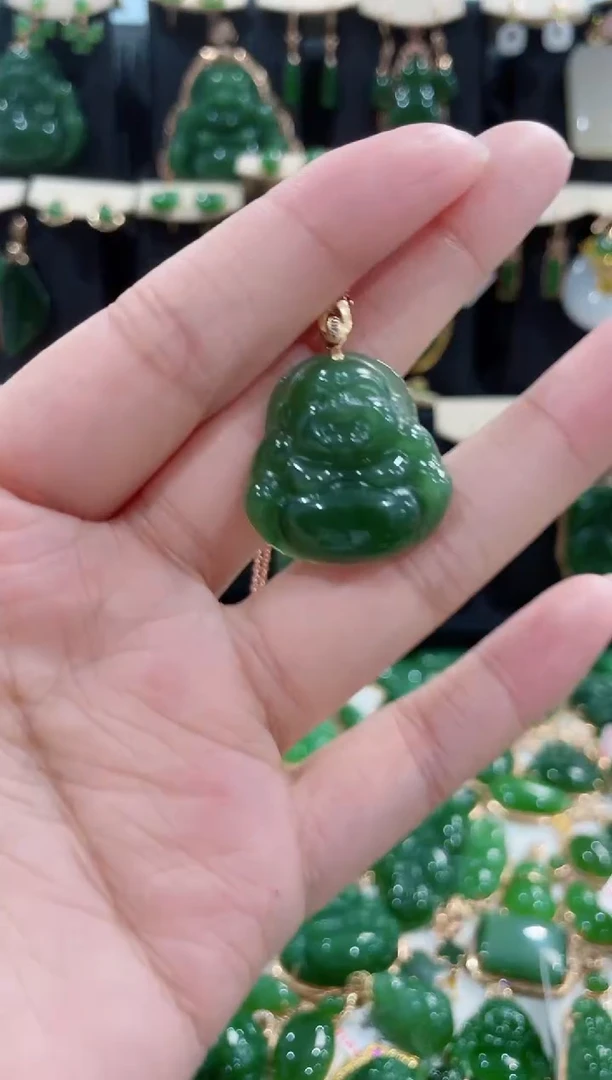 和田玉（碧玉）18K金镶嵌颈饰佛公