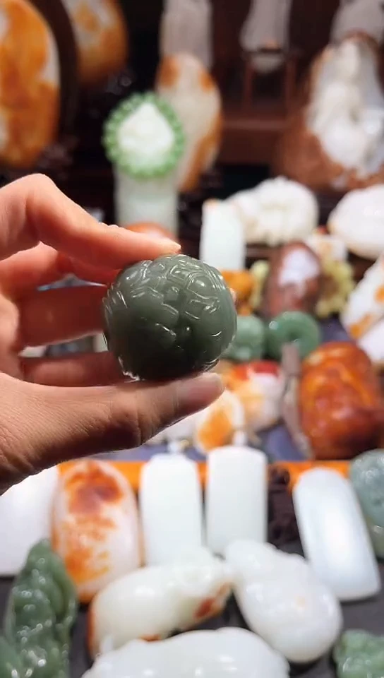 未镶嵌和田玉挂件精品