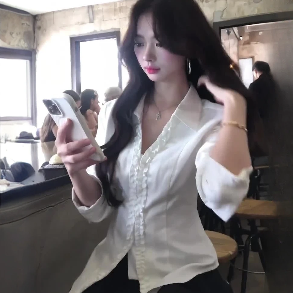 2025夏季初秋设计感收腰长袖衬衫女白色修身上衣百搭百褶裙套装