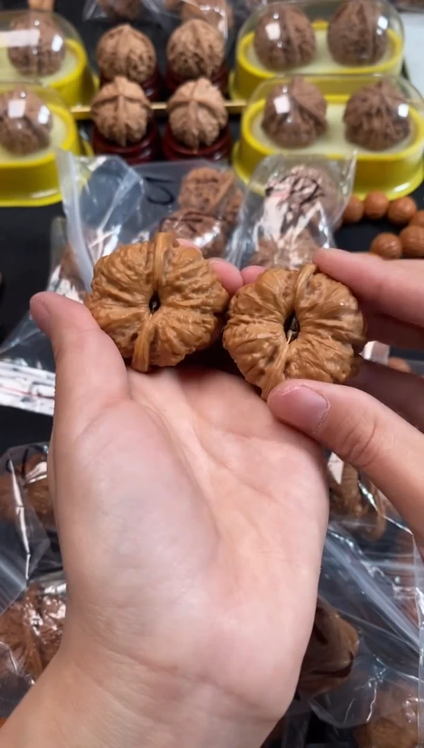 文玩核桃把件蛤蟆头39尺S685