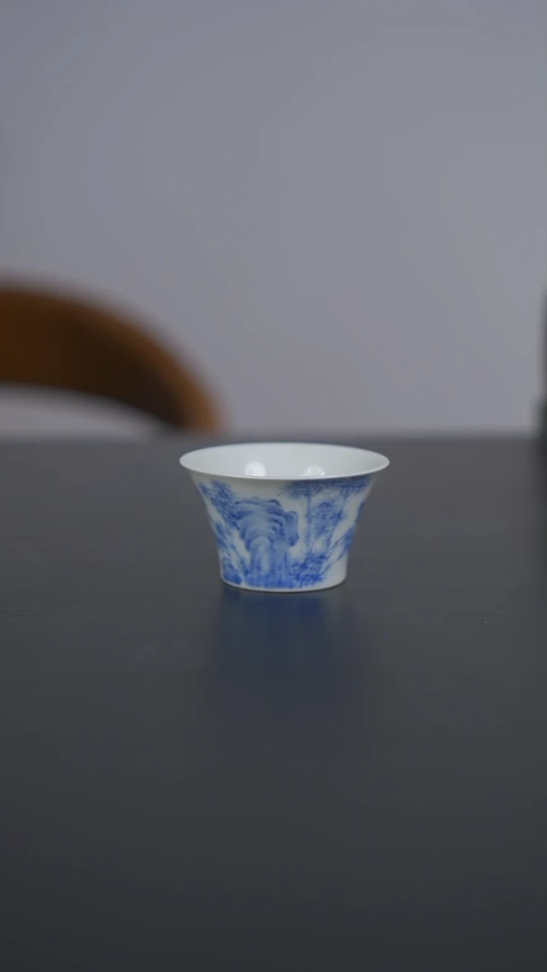 杯子瓷青花竹石马蹄杯