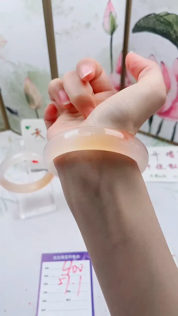 石英质玉手镯未镶嵌L100微色差57.1mm