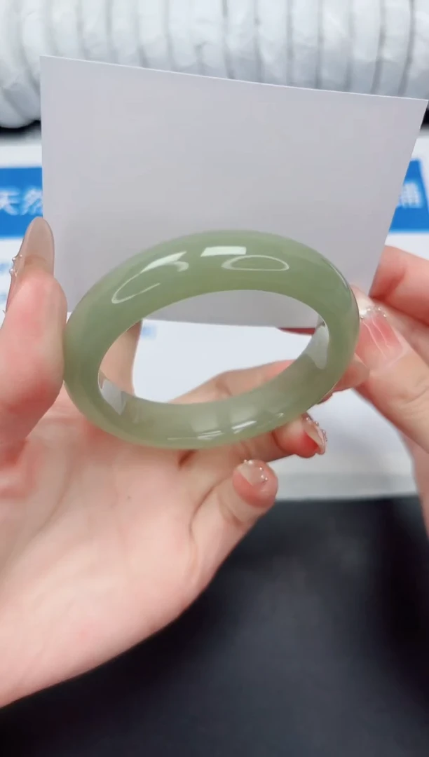 未镶嵌手镯石英质玉14-56.5DK