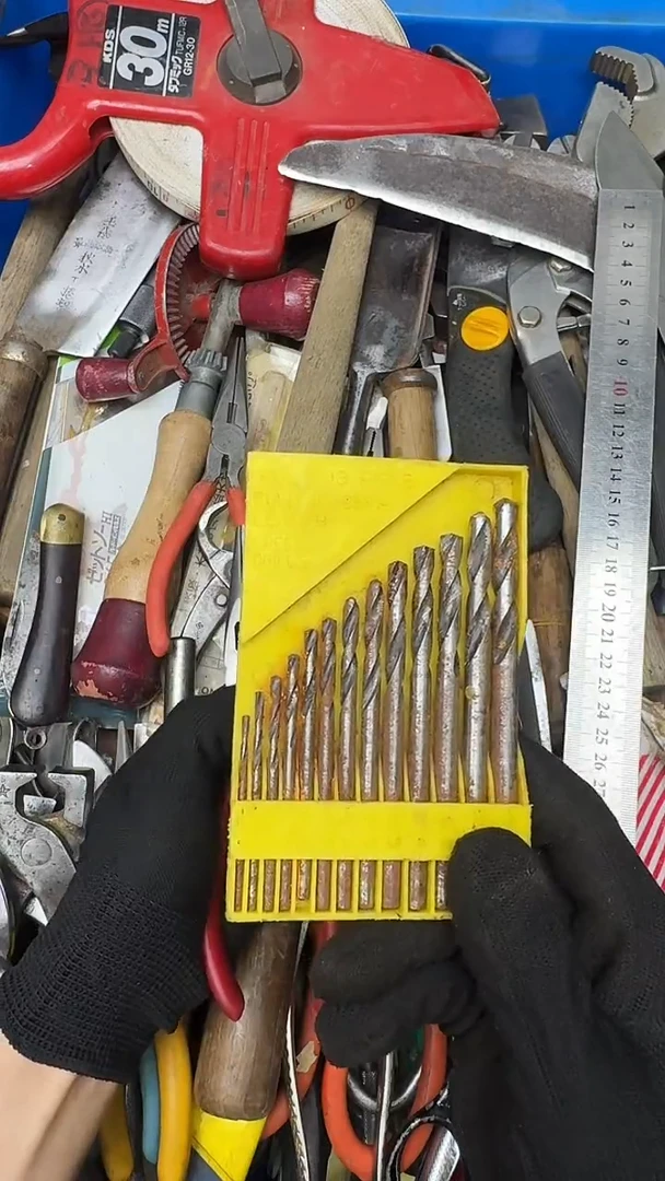 拼*五金工具钳子剪子等30