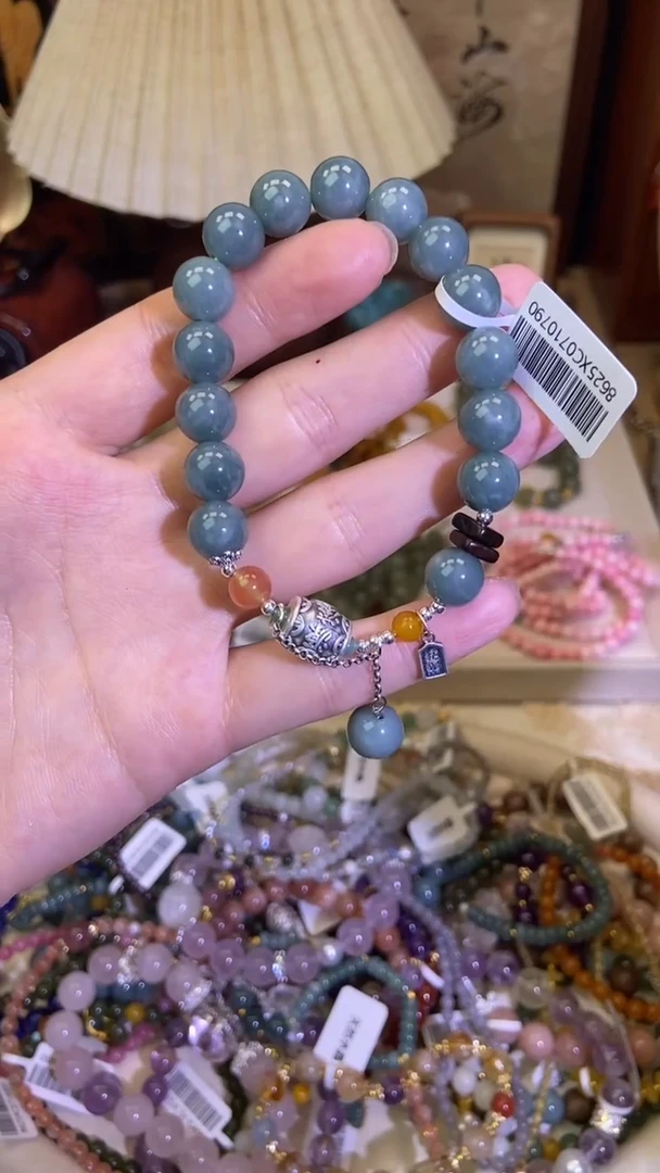 手饰翡翠足银镶嵌151