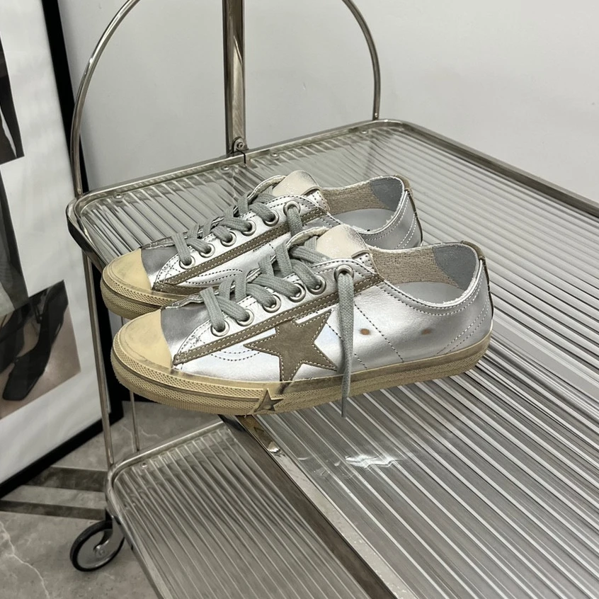 GENIUS GIRAFFE 伟霆同款 V系列黑白帆布韩版做旧星星男女小脏鞋