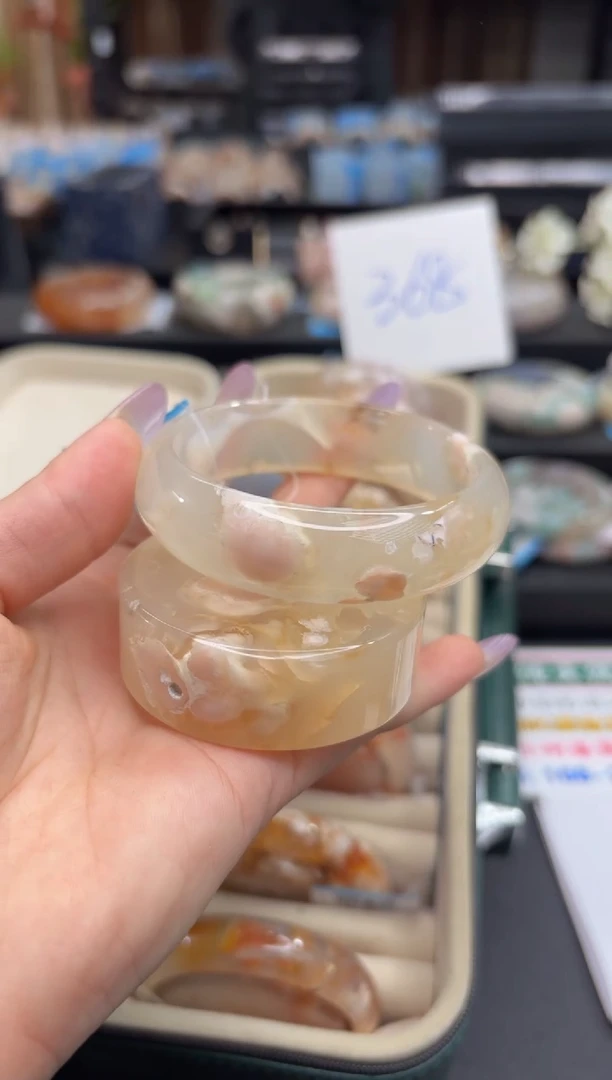 未镶嵌手镯石英质玉A155(56圈赠送镯心)