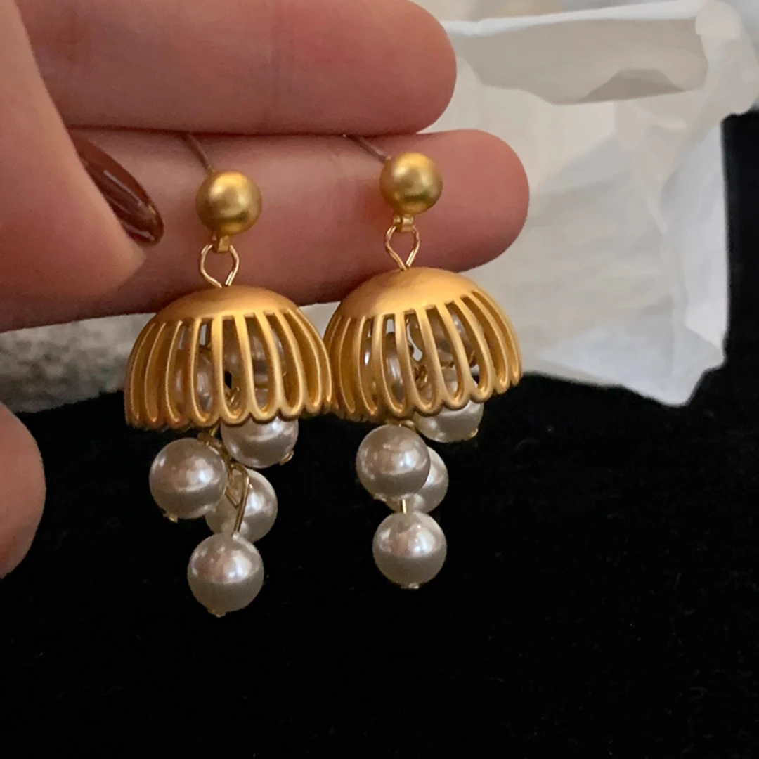 铜合金耳饰 金色复古铃铛珠珠耳环高级感小众耳饰女时尚流苏耳坠