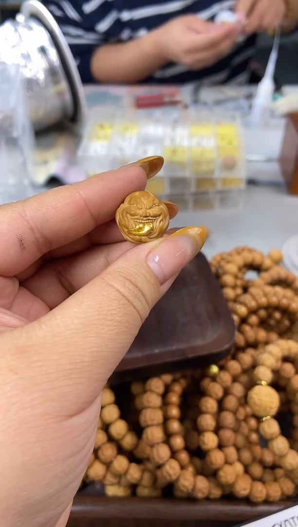 手串猴头核桃舔僧