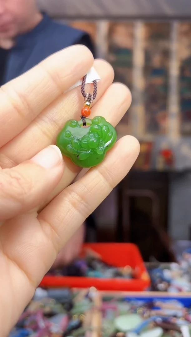 【闪购商品】和田玉颈饰未镶嵌拍一发一