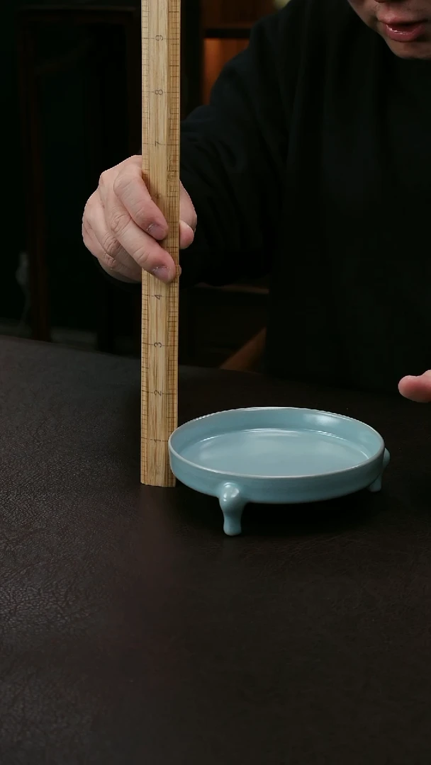 【闪购商品】其他汝官窑三足承盘92