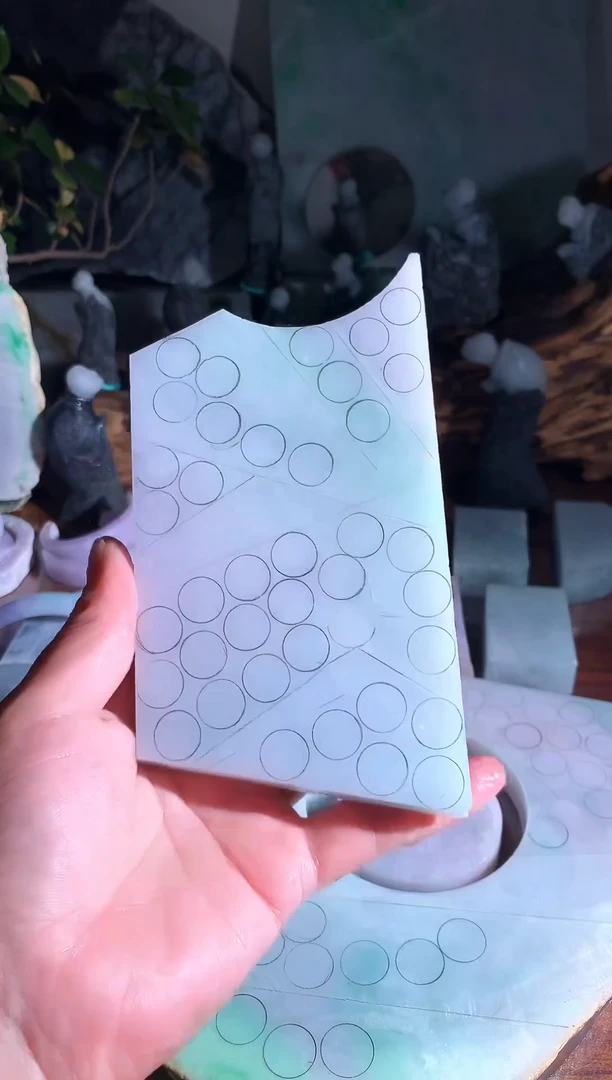 【闪购商品】翡翠吊坠(不含链)未镶嵌D75