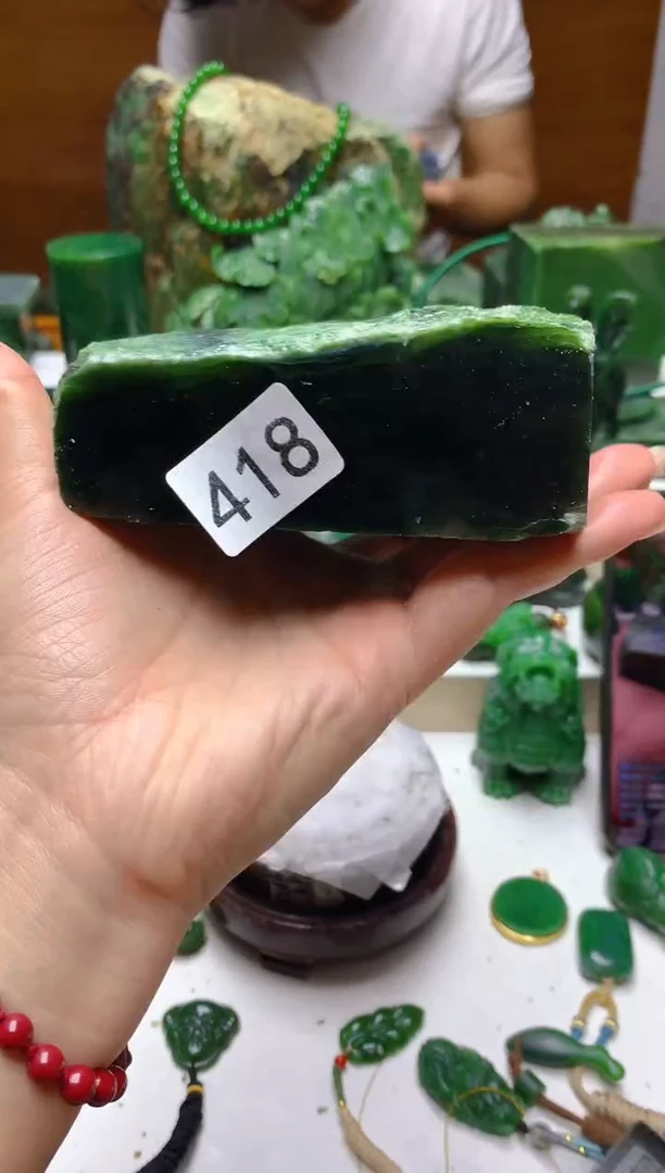 未镶嵌和田玉（碧玉）珠宝半成品1