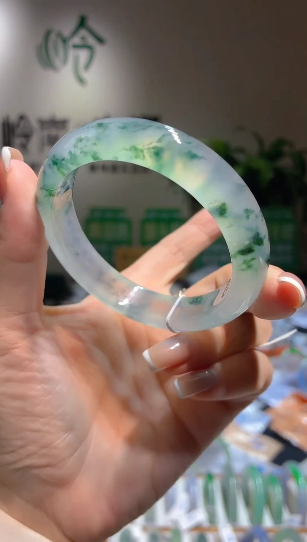 未镶嵌手镯翡翠,全款46W，定金2W