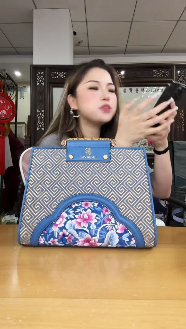 牛皮杨*蓝色聚宝盆包包