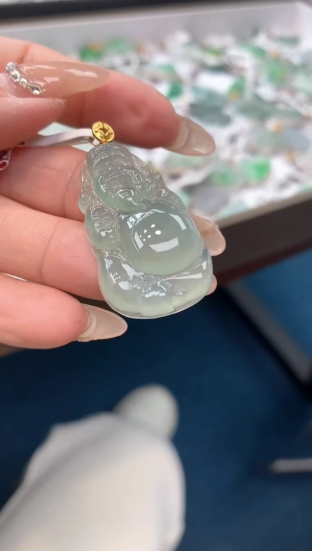 【闪购商品】翡翠颈饰18K金镶嵌财爷爷