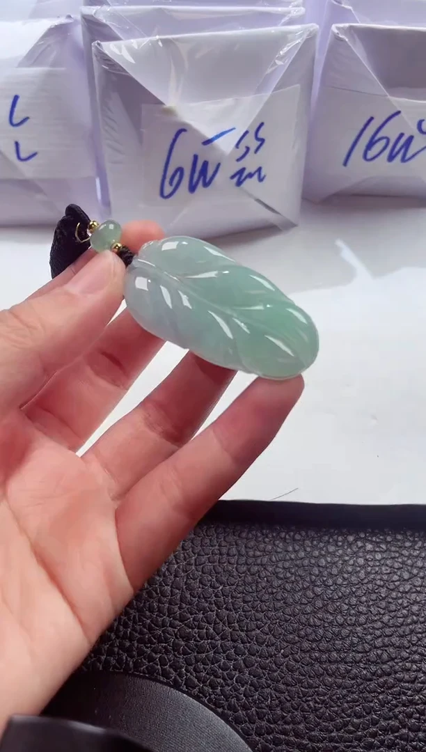 颈饰未镶嵌翡翠00007957