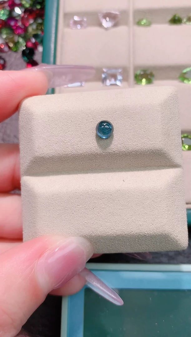 裸石蓝宝石0.81ct