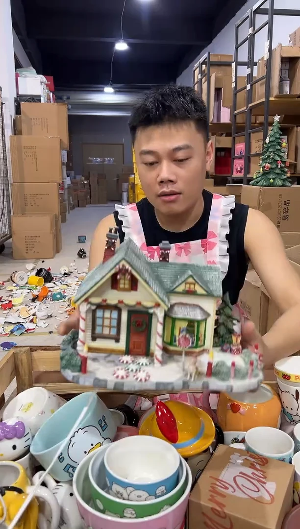 瓷片房子摆件 树脂