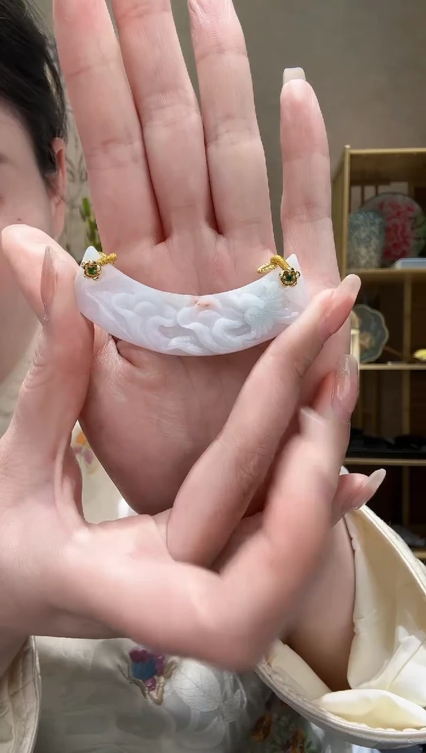 【闪购商品】翡翠颈饰未镶嵌吊坠