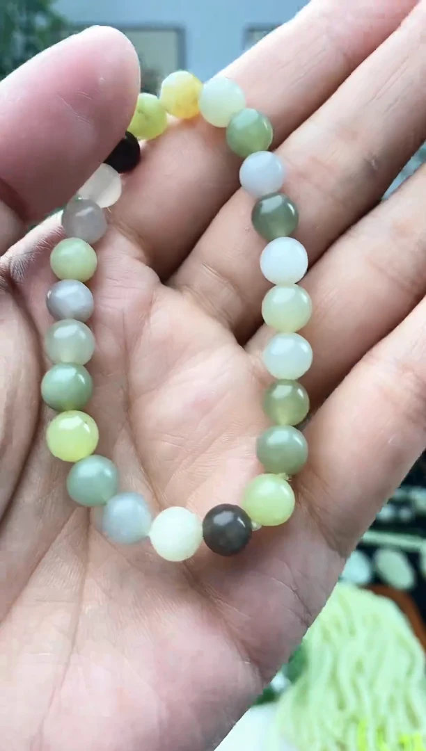 和田玉未镶嵌颈饰1