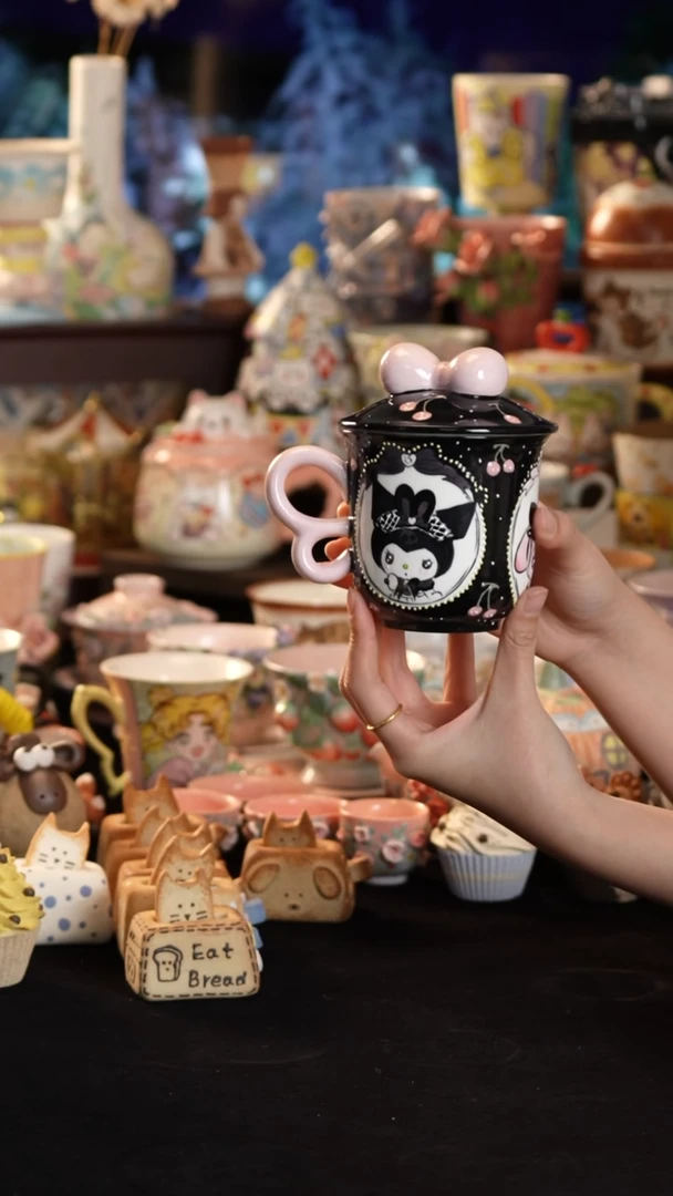 摆件陶景德镇釉下彩手绘设计师款陶瓷