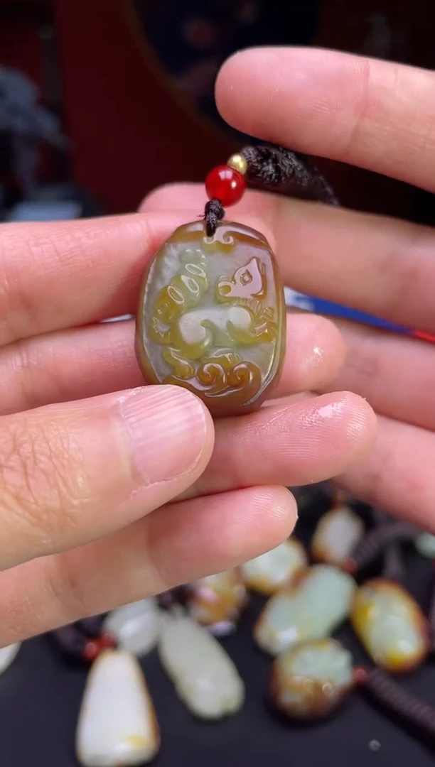 颈饰未镶嵌和田玉123