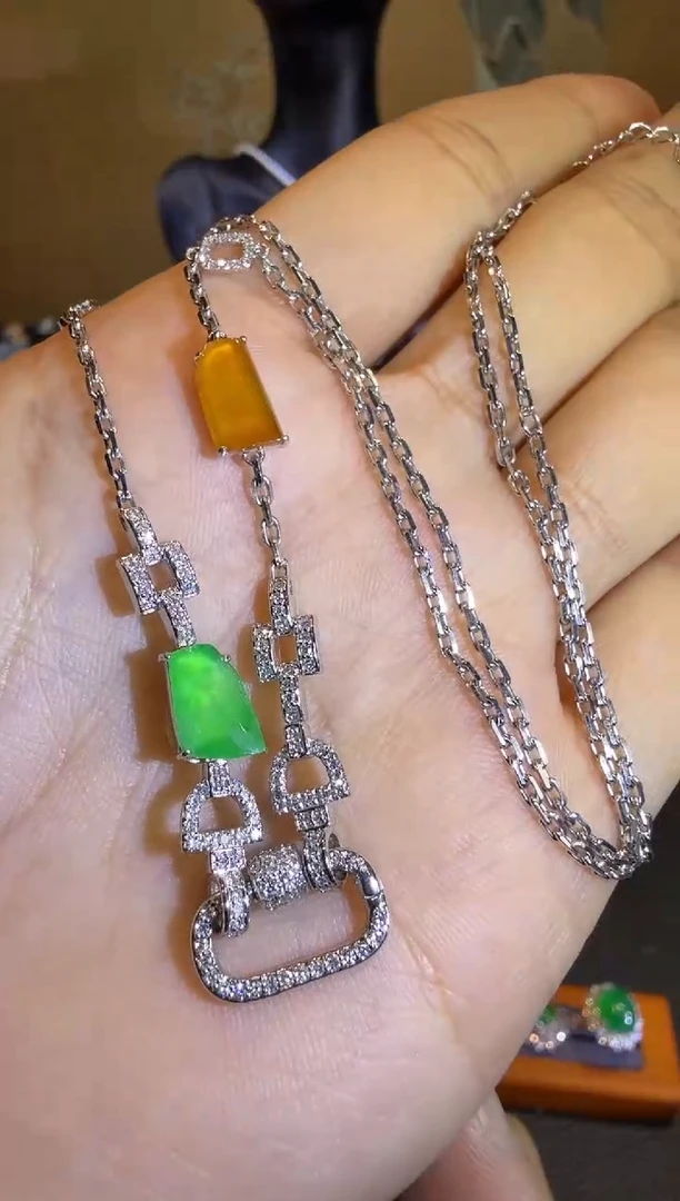 【闪购商品】翡翠颈饰18K金镶嵌精工重金版蛋面万能链